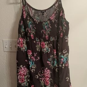 Torrid dark gray cami with floral print
